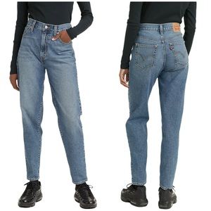 Levi’s High Waisted Mom Jean 26